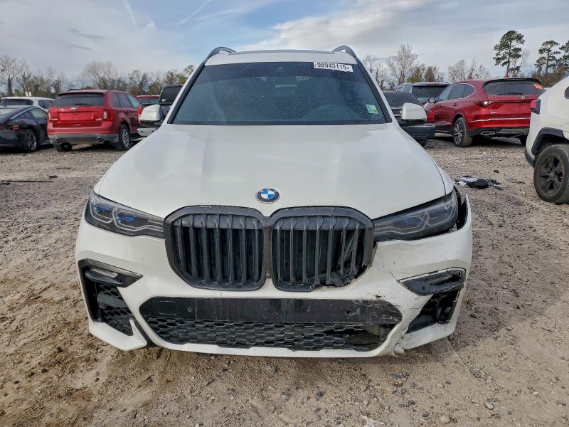 2020 BMW X7