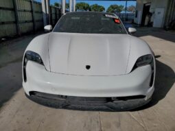 
										2022 Porsche Taycan full									