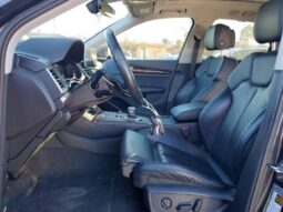 
										2020 Audi Q5 full									
