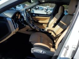 
										2016 Porsche Cayenne full									