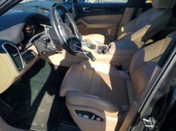 
										2021 Porsche Cayenne full									