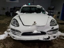 
										2013 Porsche Cayenne full									