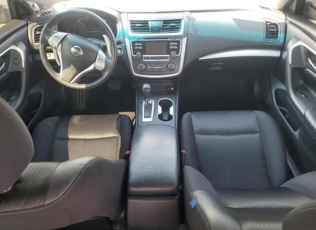 
								2017 Nissan Altima 3.5 full									