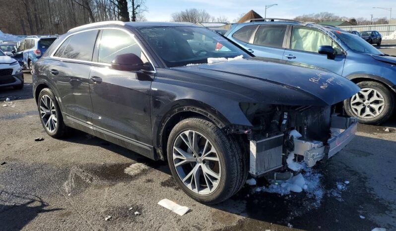 
								2020 Audi Q8 full									