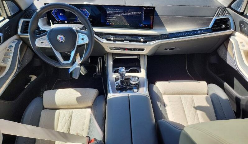 
								2024 BMW X7 full									