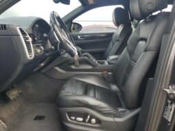 
										2019 Porsche Cayenne full									