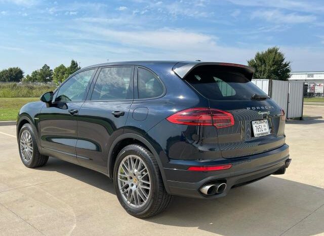 
								2016 Porsche Cayenne full									