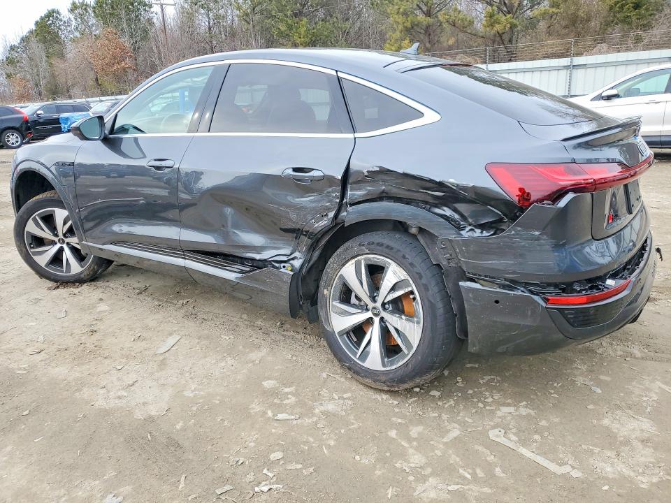 2024 Audi Q8