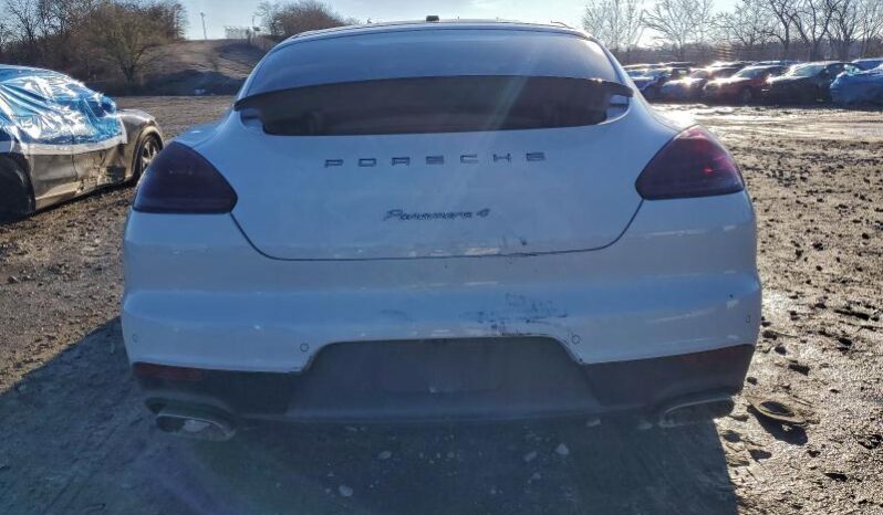 
								2015 Porsche Panamera full									