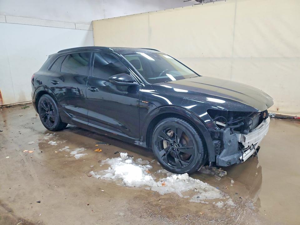 2022 Audi E-tron