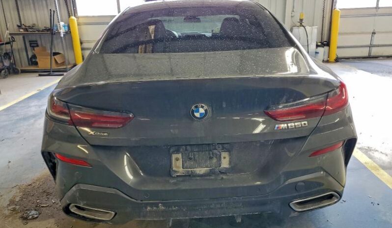 
								2022 BMW M8 full									