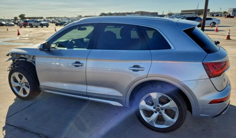
								2021 Audi Q5 full									