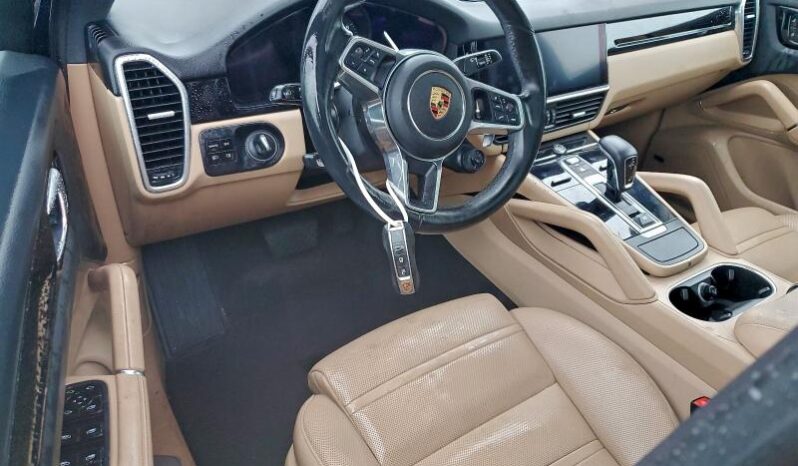 
								2020 Porsche Cayenne full									