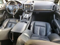 
										2011 Porsche Cayenne full									