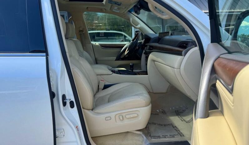 
								2016 Lexus Lx 570 full									