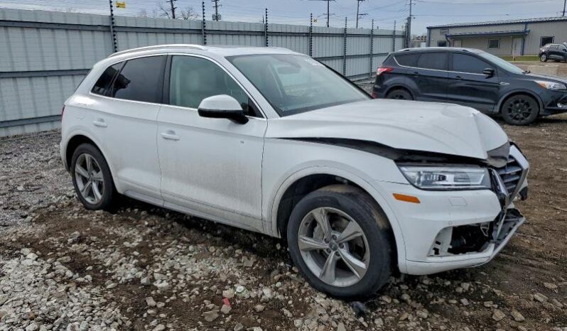 
								2020 Audi Q5 full									
