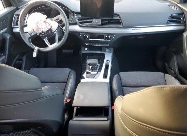
								2022 Audi Q5 full									