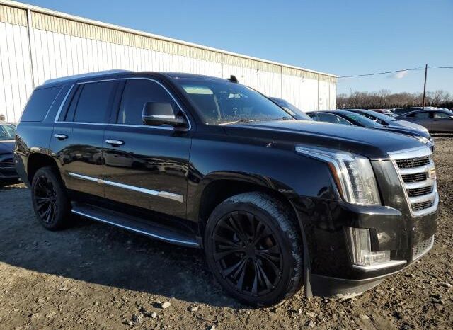 
								2017 Cadillac Escalade full									