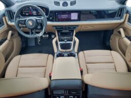 
										2026 Porsche Cayenne full									