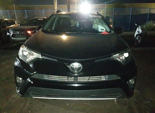
								2018 Toyota Rav4 full									