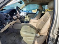 
										2013 Gmc Yukon full									