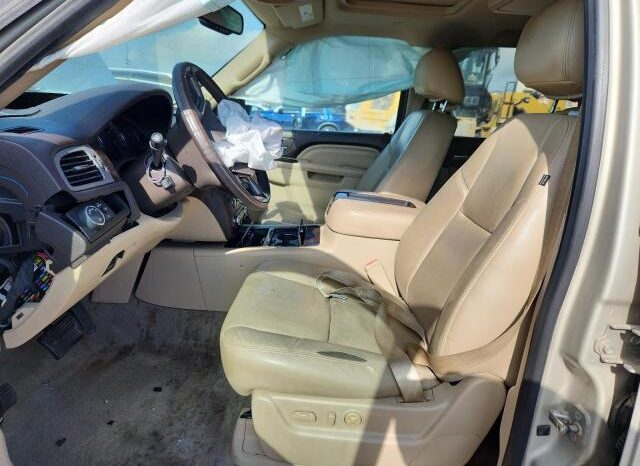 
								2013 Gmc Yukon full									