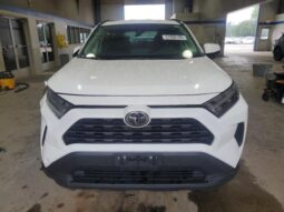 
										2022 Toyota Rav4 full									