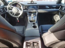 
										2018 Porsche Panamera full									