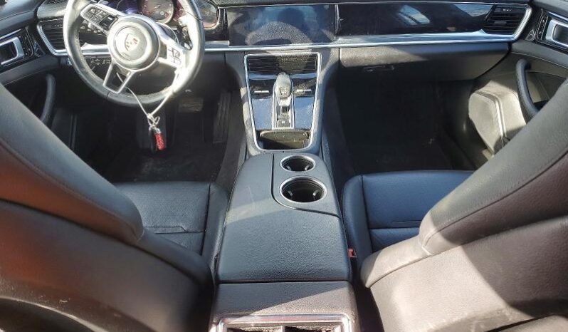 
								2018 Porsche Panamera full									