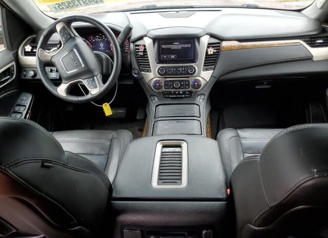 
								2016 Gmc Yukon full									