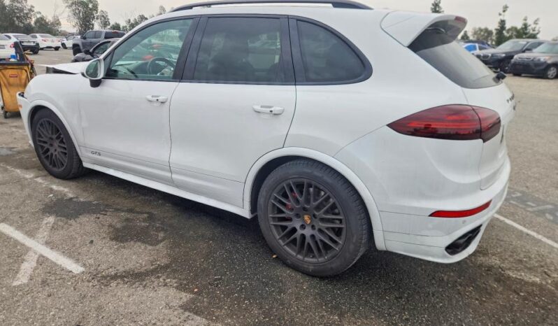 
								2016 Porsche Cayenne full									