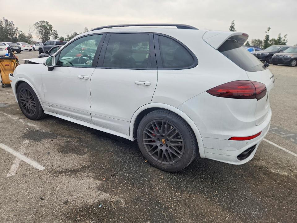 2016 Porsche Cayenne