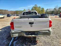 
										2005 Dodge Dakota full									