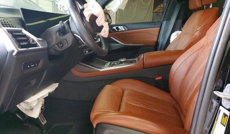 
								2024 BMW X7 full									