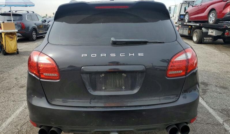 
								2014 Porsche Cayenne full									
