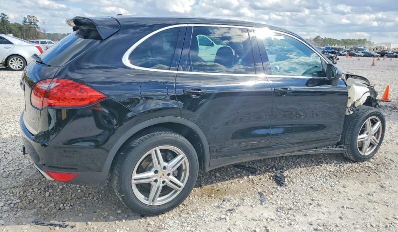 
								2012 Porsche Cayenne full									