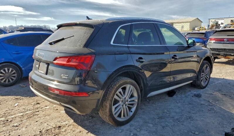 
								2018 Audi Q5 full									