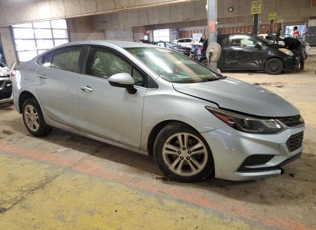 
								2017 Chevrolet Cruze full									