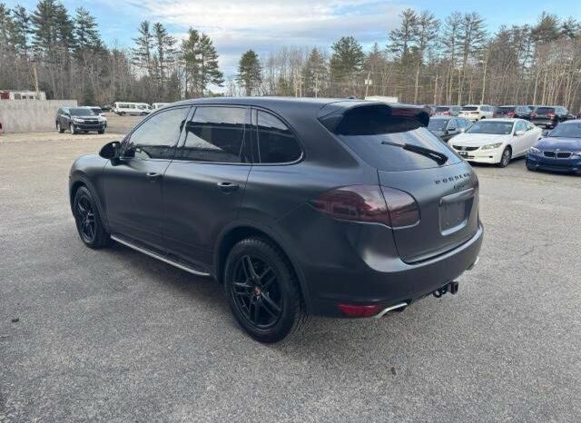
								2013 Porsche Cayenne full									