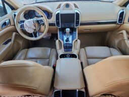 
										2017 Porsche Cayenne full									