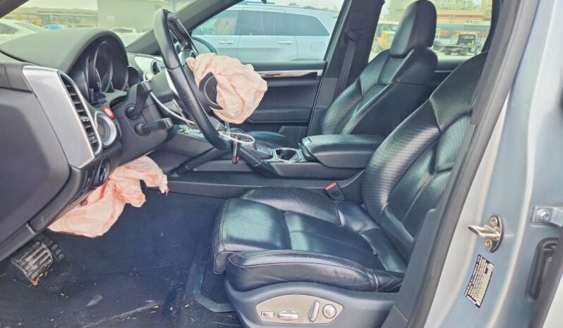 
								2017 Porsche Cayenne full									