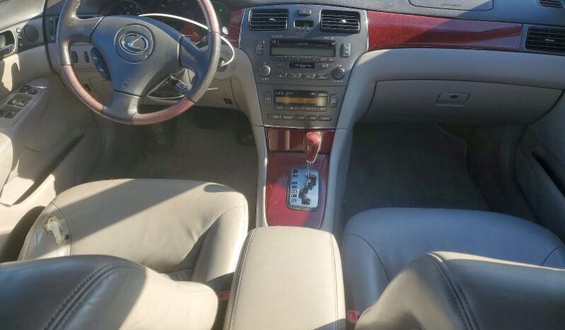 
								2002 Lexus Es 300 full									