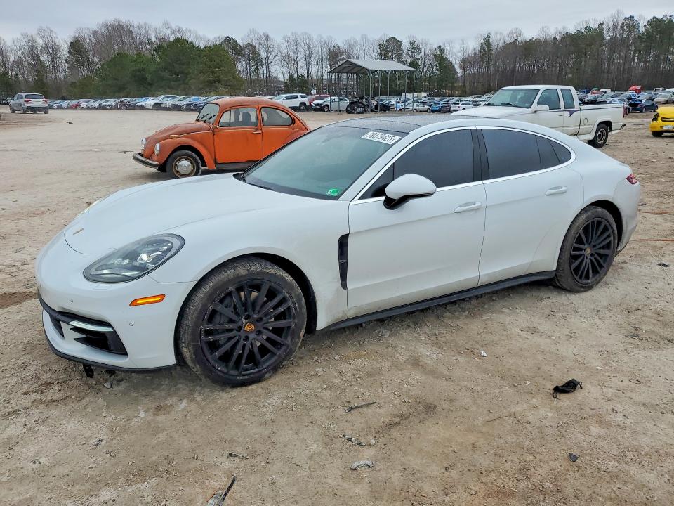 2017 Porsche Panamera