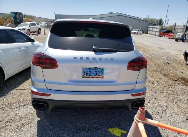 
								2017 Porsche Cayenne full									
