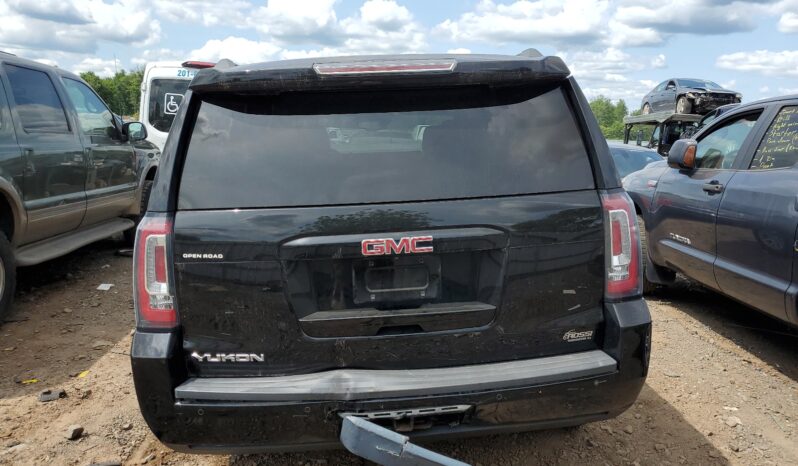 
								2016 Gmc Yukon full									