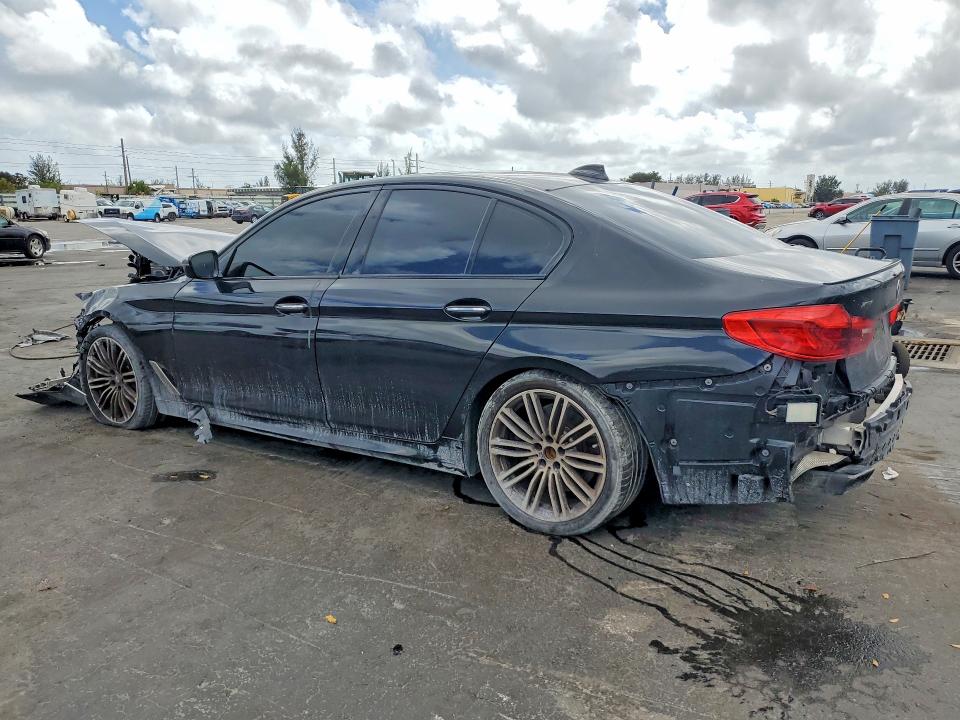 2018 BMW M5