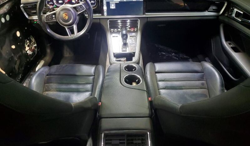 
								2018 Porsche Panamera full									
