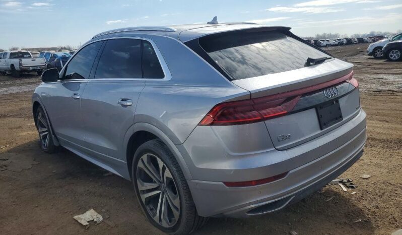 
								2020 Audi Q8 full									