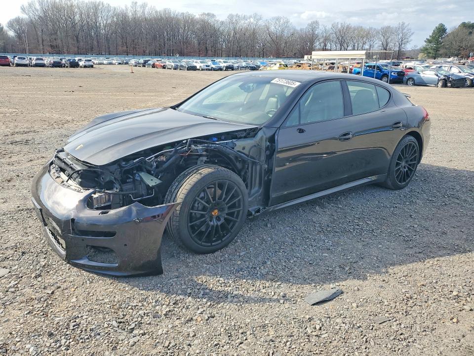 2016 Porsche Panamera