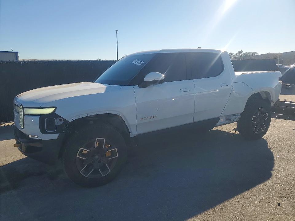 2023 Rivian R1t